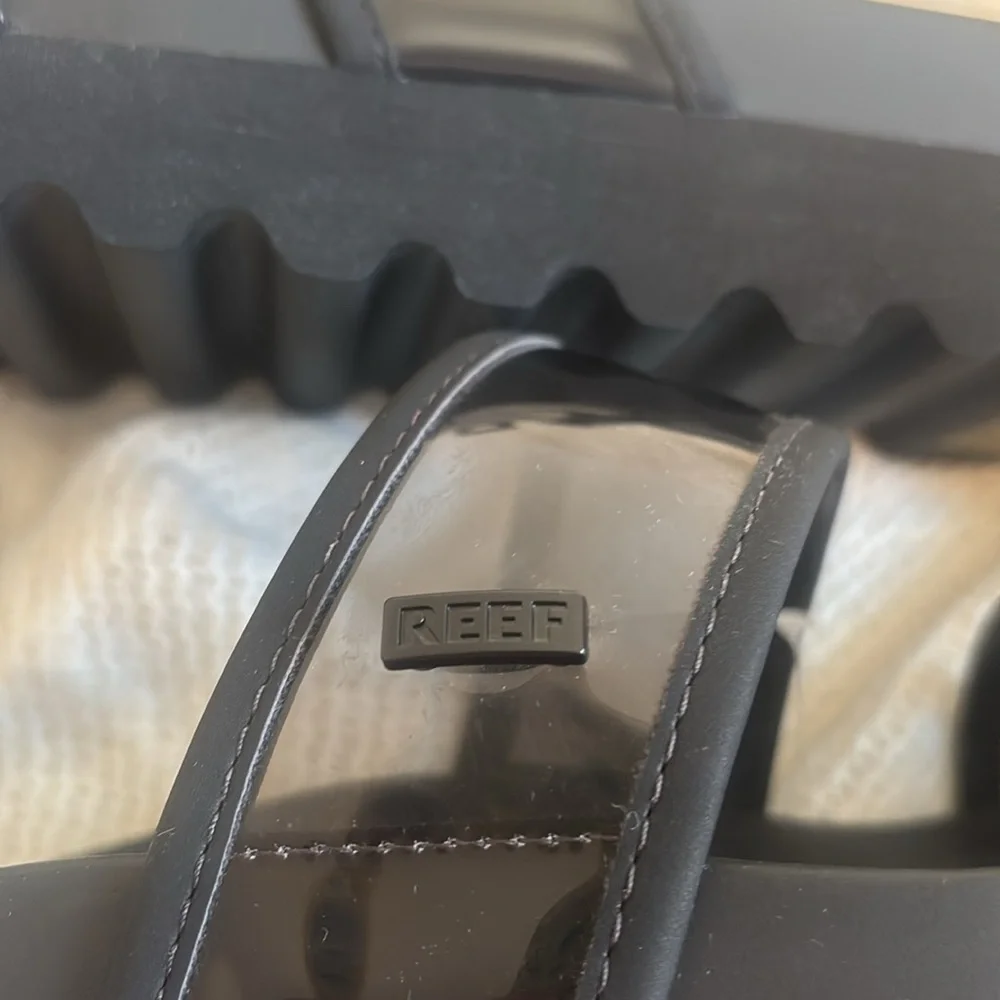 Reef Cushioned Vista Hi Platform Sandals size 9 NWT - Picture 8 of 8